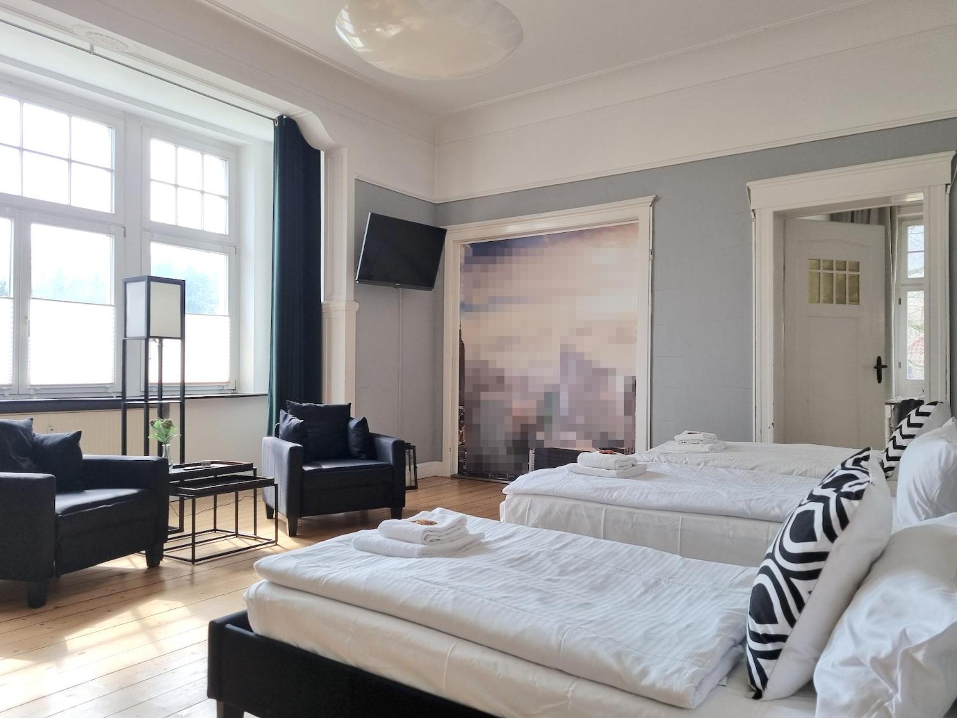 Charysma - Jugendstil Trifft Moderne, Schlafzimmer Mit Smart-Tv, Tischfussball, Darts, Parkplatz Hamelin Exterior photo